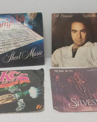 4 Dischi 45 giri in vinile  anni 70/80