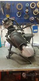 Piaggio MP3 300 Hybrid motore completo