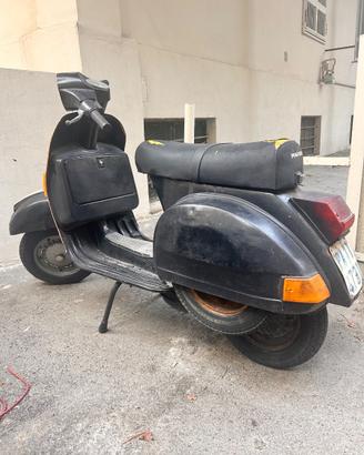 Vespa px arcobaleno 1984