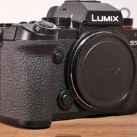 PANASONIC LUMIX S5 + OB 20-60  FOWA