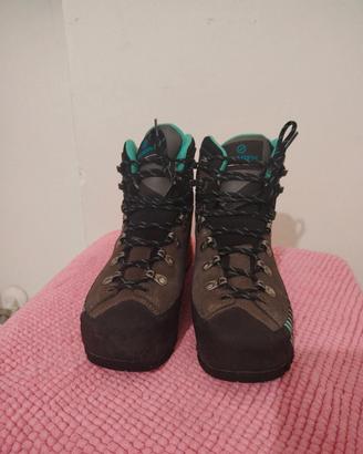 scarpone da alpinismo Scarpa Ribelle HD wmn 