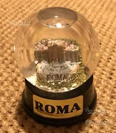 Palla di vetro di neve Roma