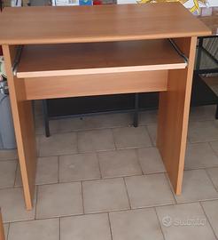 tavolino porta PC 