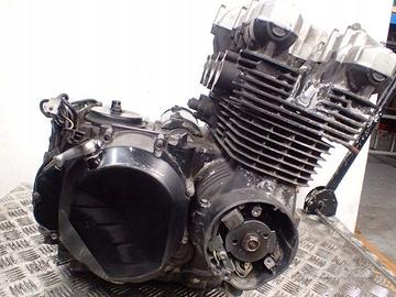Motore a blocco Kawasaki ZR-7