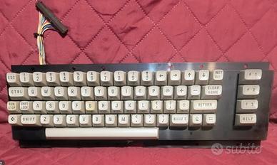 TASTIERA COMMODORE 16