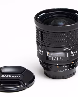 MATERIALE FOTOGRAFICO PROFESSIONALE NIKON, SIGMA