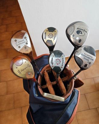 Mazze da golf vintage e moderne + sacca in pelle