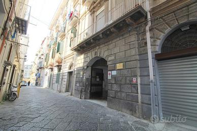 Appartamento Napoli [via a de curtisVRG] (San Lore