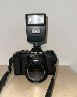 Mamiya zm quartz +50mm f/2 + flash originale