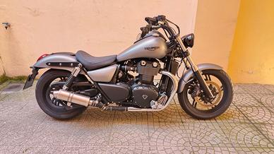 Kit Decat e terminali Triumph Thunderbird Storm