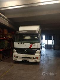Mercedes actros 1831