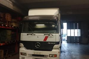 Mercedes actros 1831