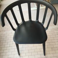 Ikea rara sedia nera plastica dura Marcus Arvonen