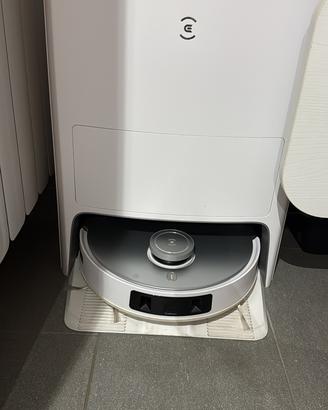 Robot ECOVACS T20OMNI lava e aspira