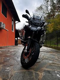 Bnw r 1250 Gs adventure triple black 8500km