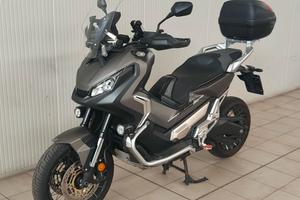 Honda X-ADV 750 anno 2020
