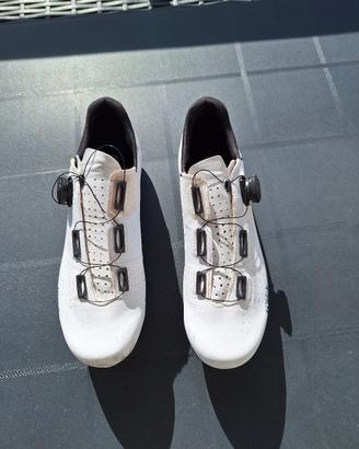Scarpe Fizik tempo Overcurve bianco. 