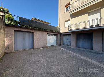 MAGAZZINO A BRESCIA