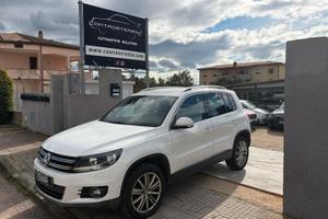 VOLKSWAGEN TIGUAN 4X4