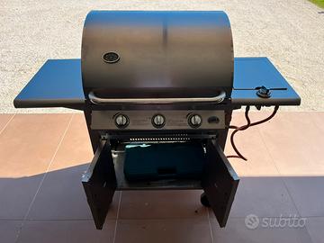 Barbecue a gas in acciaio inox