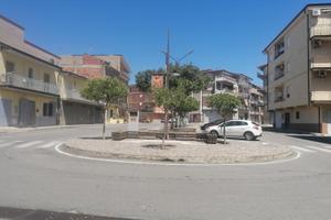 601928 Cutro: In palazzotto bifamiliare 30.000