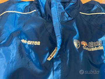 K way antipioggia antivento Erreà Basket Brindisi