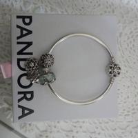 Bracciale Pandora con charm