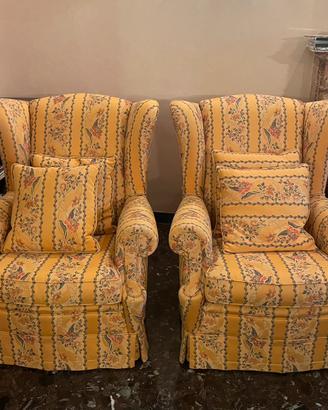 Raffinata Coppia di Poltrone Bergère.