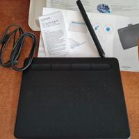 Wacom Intuos tavoletta grafica con penna +custodia