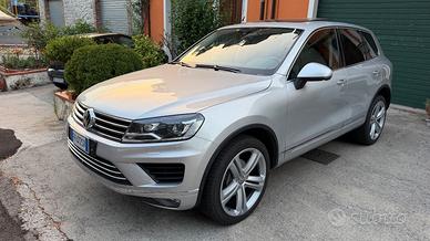 Volkswagen Touareg 3.0 TDI 262 CV tip. BlueMotion 