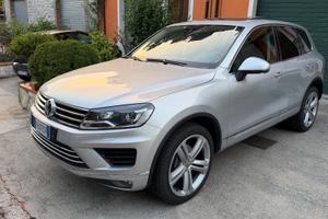Volkswagen Touareg 3.0 TDI 262 CV tip. BlueMotion 