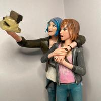 Chloe & Max Life is Strange Action Figure