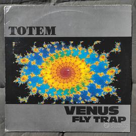 Dischi in vinile dei "The Venus Fly Trap" LP e MLP