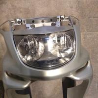 Faro anteriore Majestic 250