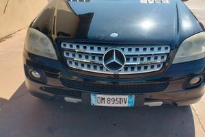 Mercedes Benz 320