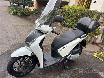Honda sh 150 sport