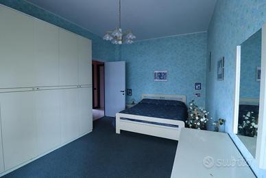 Camera da letto completa