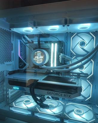 Pc gaming White aestethic (Prezzo contrattabile)