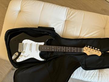 Chitarra elettrica Eko S100 3/4 nero e bianco