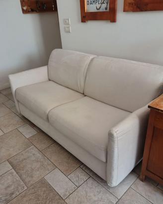 divano letto matrimoniale