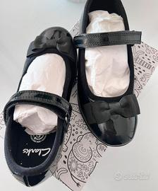 Ballerine nere con fiocco