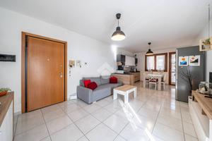 3 LOCALI A BARICELLA