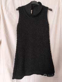 Mini abito smanicato nero My Style in tessuto bouc