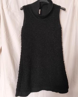 Mini abito smanicato nero My Style in tessuto bouc