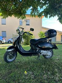 Aprilia 125 nuovo 239km