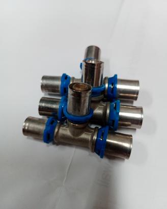 raccordi a T 18x16x16 x tubo multistrato a press. 
