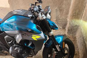 Moto BMW R1300R