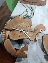 orologio da parete in legno