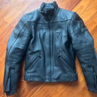 Tuta in pelle da moto