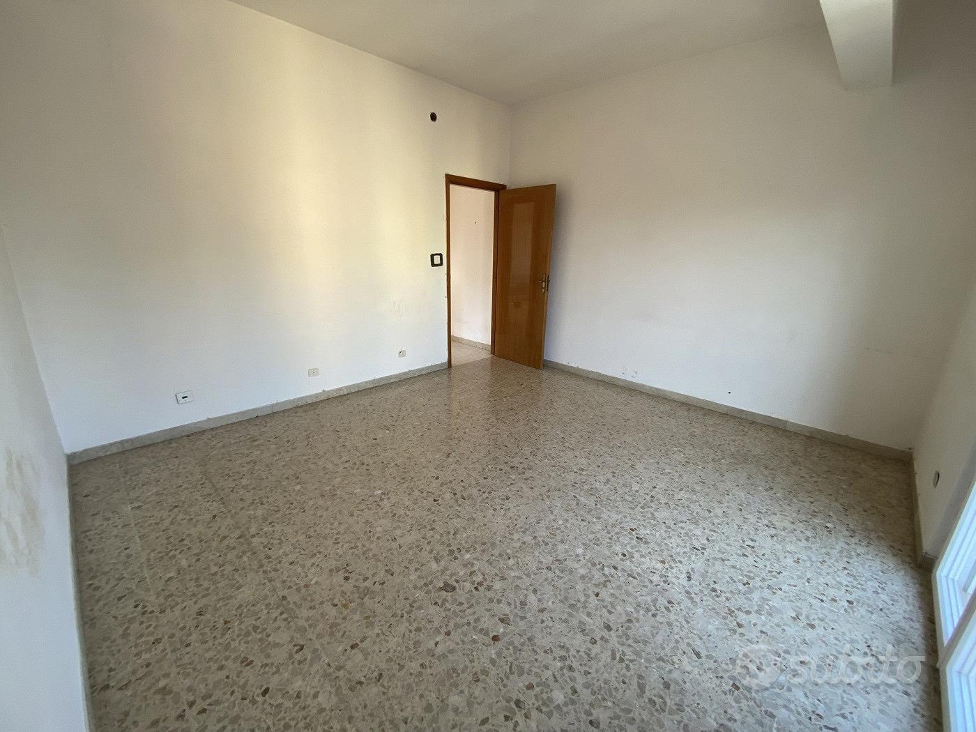 Appartamento – Macerata, Tre Vie, San Francesco - Vista 2